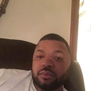 Meet your Posher, Kenneth